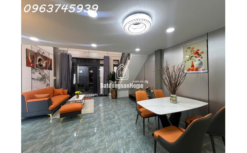 Nhà Ngang 4.5m, dài 9m, Hẻm Ô Tô 16 Chỗ, Linh Xuân Thủ Đức, 2 Tầng, 3.95 Tỷ